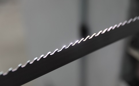 揭阳双金属带锯条产生切削噪音的原因具体有哪些？